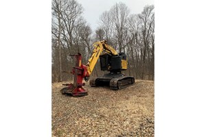 2016 Komatsu XT445L-3  Feller Buncher
